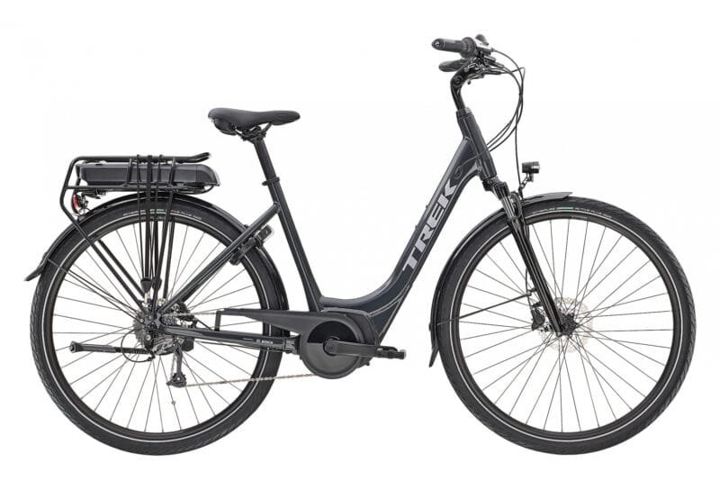 VÉLO DE VILLE ÉLECTRIQUE TREK VERVE+ 1 LOWSTEP SHIMANO ALTUS 8V 400WH NOIR 2023