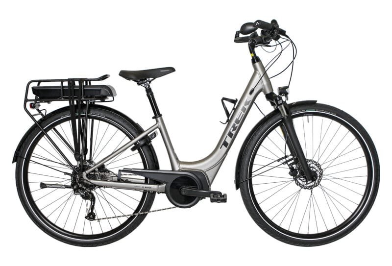 VÉLO DE VILLE ÉLECTRIQUE TREK VERVE+ 2 LOWSTEP SHIMANO ALTUS 9V 500 WH MATTE GUNMETAL 2022