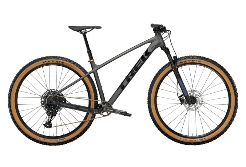 VTT SEMI RIGIDE TREK MARLIN 8 SRAM SX EAGLE 12V 26'' NOIR MAT 2023